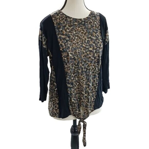 BKE Animal Print Top Tie Front 3/4 Sleeve Stretch Womens Size XS - Picture 1 of 6